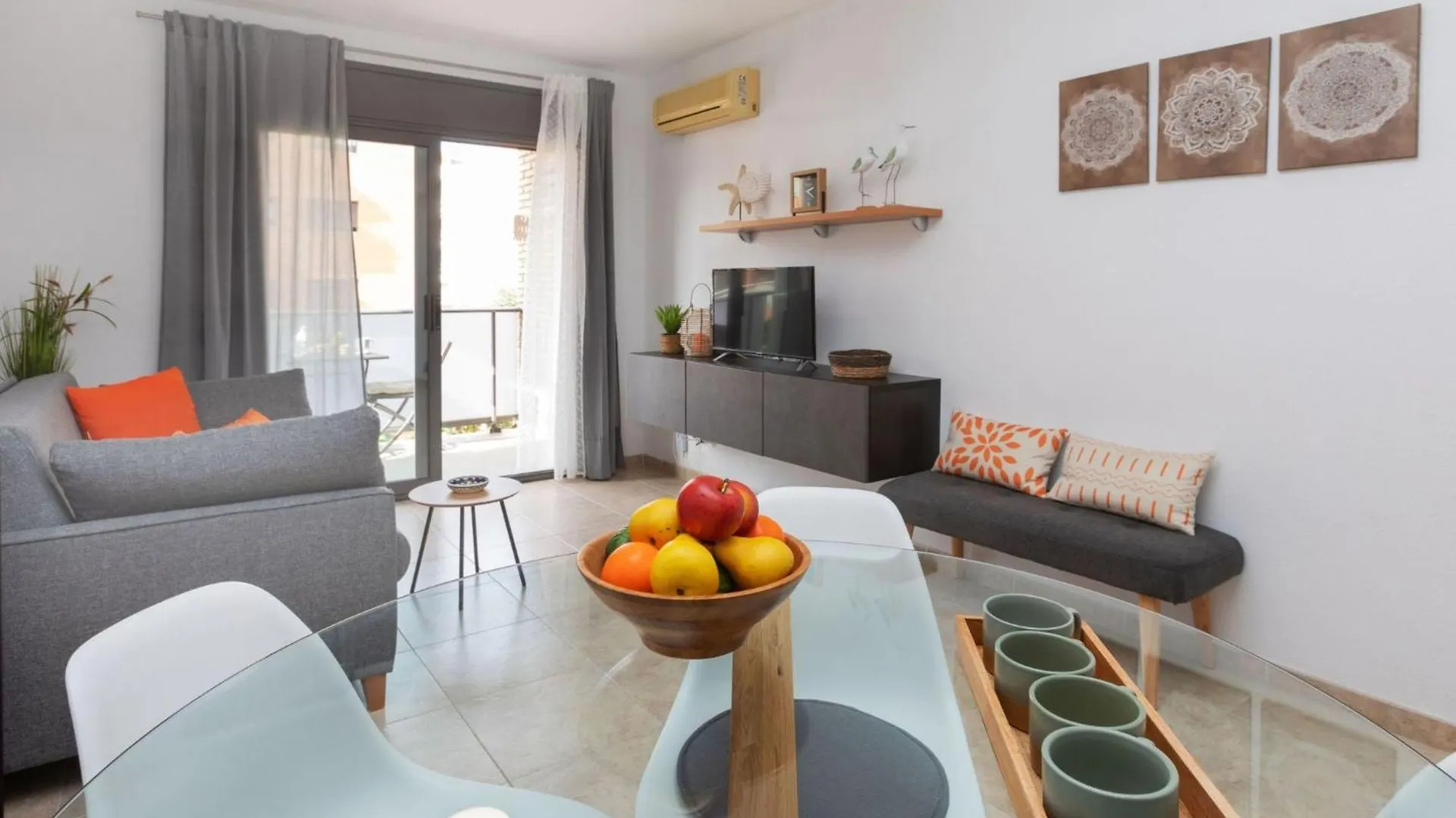 Apartment Es Freus By Interhome Lloret de Mar